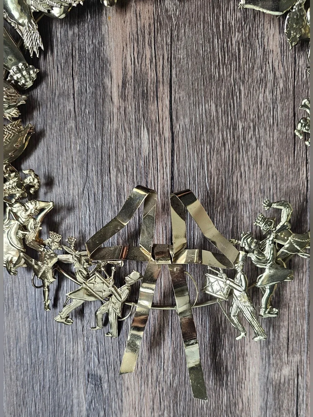 Vintage Dresden 12 Days of Christmas Metal wreath